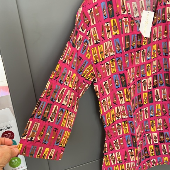 NWT{Tracy Negoshian}Sz L Pink Sunbathers Swimsuit Coverup - Picture 3 of 8